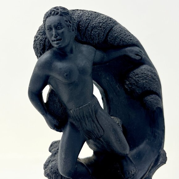 Vintage COCO JOE Surfer #290 MADE IN HAWAII WITH LAVA Souvenir Resin Figurine - Picture 2 of 6